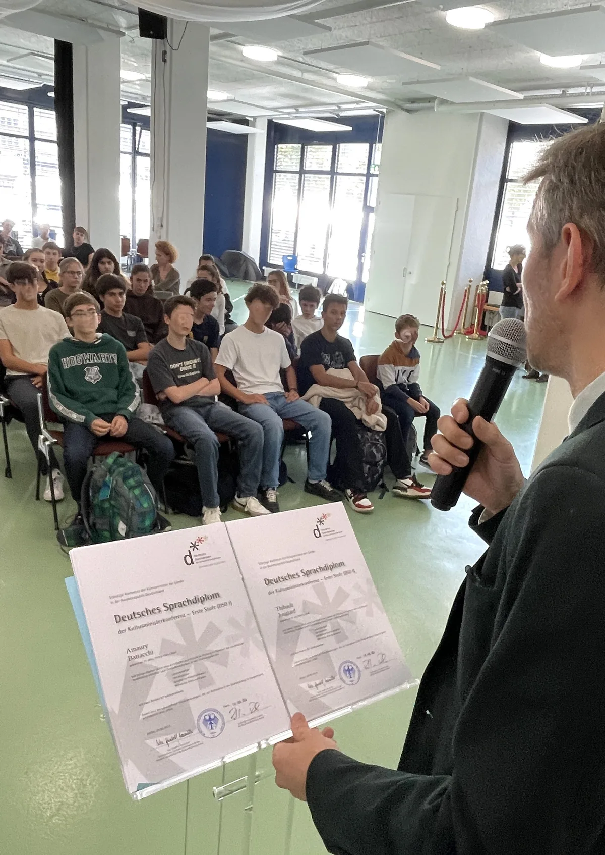 The Lycée Français de Zurich has established itself as the largest school in the Uster district.